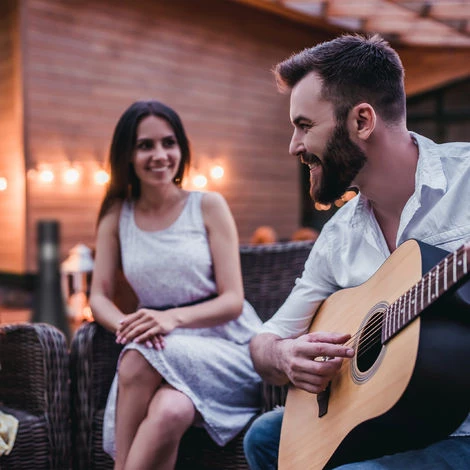 Relaxdays Cheminée De Jardin Avec Porte De Protection, Brasero Pour Le Bois, Poêle De Jardin, HxD: 120x45cm, Acier, Noir 7 Relaxdays Cheminée De Jardin Avec Porte De Protection, Brasero Pour Le Bois, Poêle De Jardin, HxD: 120x45cm, Acier, Noir – Image 5